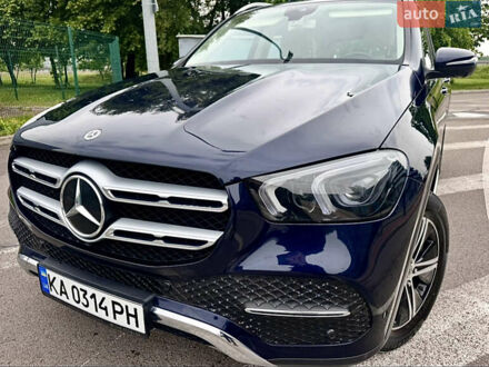 Мерседес ГЛЕ-Класс 2019 в Киеве на Automoto.ua Синий Мерседес ГЛЕ-Класс, объемом двигателя 1.9 л и пробегом 97 тыс. км за 51800 $, фото 1 на Automoto.ua