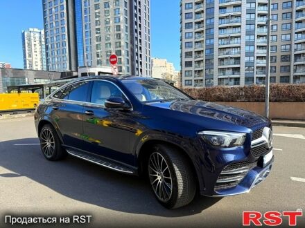 Мерседес ГЛЕ-Класс 2021 в Киеве на Automoto.ua Синий Мерседес ГЛЕ-Класс, объемом двигателя 3 л и пробегом 103 тыс. км за 76000 $, фото 1 на Automoto.ua