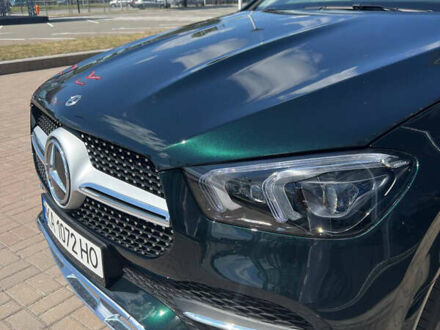 Мерседес ГЛЕ-Класс 2022 в Харькове на Automoto.ua Зеленый Мерседес ГЛЕ-Класс, объемом двигателя 1.99 л и пробегом 36 тыс. км за 101905 $, фото 1 на Automoto.ua