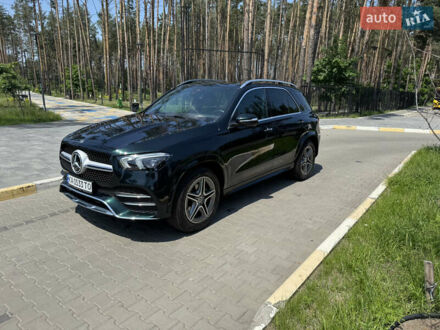 Мерседес ГЛЕ-Класс 2022 в Киеве на Automoto.ua Зеленый Мерседес ГЛЕ-Класс, объемом двигателя 1.95 л и пробегом 31 тыс. км за 75000 $, фото 1 на Automoto.ua