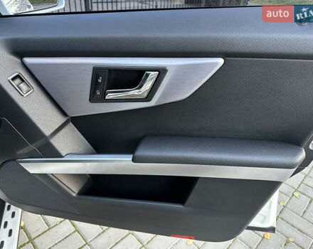 Белый Мерседес ГЛК-Класс, объемом двигателя 2.14 л и пробегом 285 тыс. км за 16300 $, фото 33 на Automoto.ua