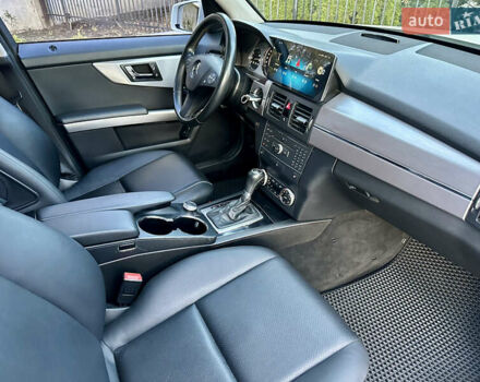 Белый Мерседес ГЛК-Класс, объемом двигателя 2.14 л и пробегом 285 тыс. км за 16300 $, фото 17 на Automoto.ua