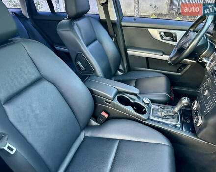 Белый Мерседес ГЛК-Класс, объемом двигателя 2.14 л и пробегом 285 тыс. км за 16300 $, фото 30 на Automoto.ua