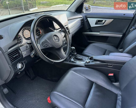 Белый Мерседес ГЛК-Класс, объемом двигателя 2.14 л и пробегом 285 тыс. км за 16300 $, фото 21 на Automoto.ua