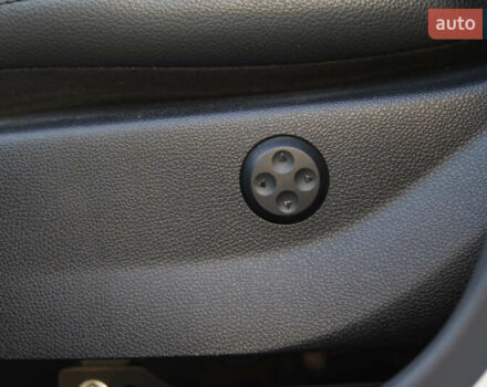 Белый Мерседес ГЛК-Класс, объемом двигателя 2.14 л и пробегом 360 тыс. км за 11900 $, фото 15 на Automoto.ua