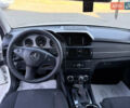 Мерседес ГЛК-Клас 2011 у Новоселиця на Automoto.ua Білий Мерседес ГЛК-Клас, об'ємом двигуна 2.14 л та пробігом 162 тис. км за 12300 $, фото 14 на Automoto.ua