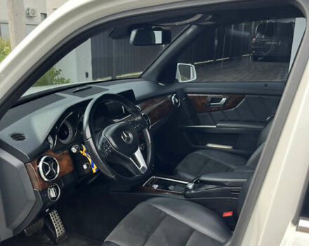 Белый Мерседес ГЛК-Класс, объемом двигателя 2.14 л и пробегом 130 тыс. км за 19000 $, фото 10 на Automoto.ua