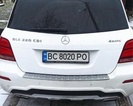 Белый Мерседес ГЛК-Класс, объемом двигателя 2.1 л и пробегом 235 тыс. км за 14000 $, фото 2 на Automoto.ua