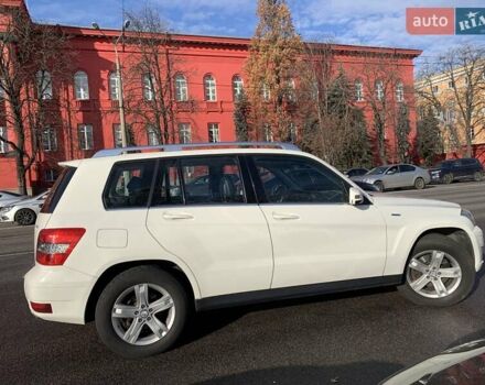 Білий Мерседес ГЛК-Клас, об'ємом двигуна 2.14 л та пробігом 275 тис. км за 15999 $, фото 1 на Automoto.ua