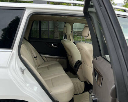 Мерседес ГЛК-Клас 2013 у Вінниці на Automoto.ua Білий Мерседес ГЛК-Клас, об'ємом двигуна 2.14 л та пробігом 230 тис. км за 19300 $, фото 12 на Automoto.ua