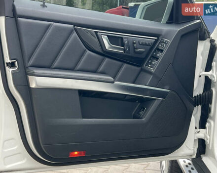 Белый Мерседес ГЛК-Класс, объемом двигателя 1.99 л и пробегом 114 тыс. км за 17200 $, фото 21 на Automoto.ua