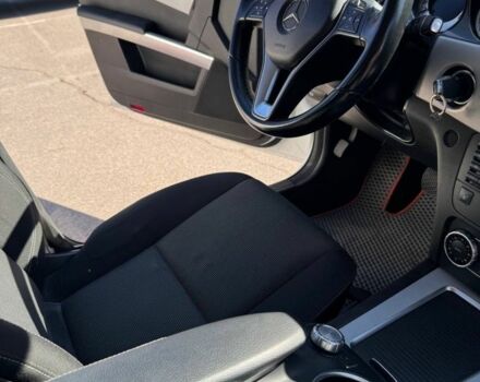 Белый Мерседес ГЛК-Класс, объемом двигателя 2.1 л и пробегом 360 тыс. км за 15000 $, фото 5 на Automoto.ua