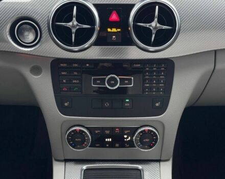 Белый Мерседес ГЛК-Класс, объемом двигателя 3.5 л и пробегом 227 тыс. км за 14650 $, фото 12 на Automoto.ua