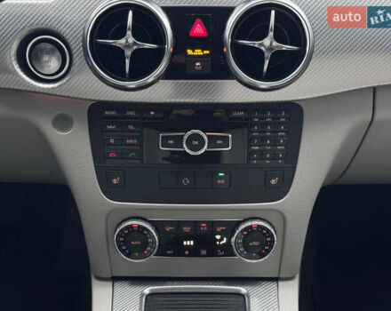 Белый Мерседес ГЛК-Класс, объемом двигателя 3.5 л и пробегом 227 тыс. км за 14650 $, фото 29 на Automoto.ua