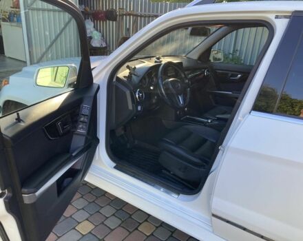 Белый Мерседес ГЛК-Класс, объемом двигателя 2.1 л и пробегом 178 тыс. км за 15500 $, фото 1 на Automoto.ua