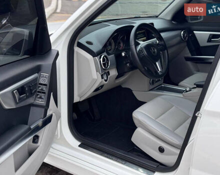 Белый Мерседес ГЛК-Класс, объемом двигателя 3.5 л и пробегом 227 тыс. км за 14650 $, фото 32 на Automoto.ua