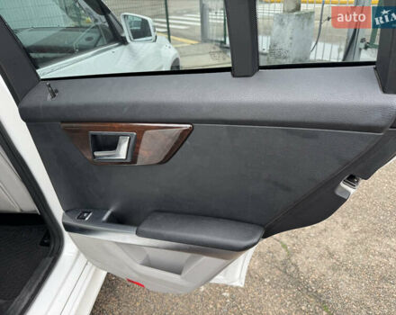 Белый Мерседес ГЛК-Класс, объемом двигателя 3.5 л и пробегом 251 тыс. км за 13990 $, фото 37 на Automoto.ua