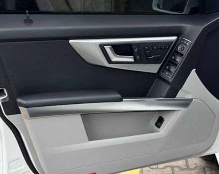 Белый Мерседес ГЛК-Класс, объемом двигателя 3.5 л и пробегом 227 тыс. км за 14650 $, фото 15 на Automoto.ua