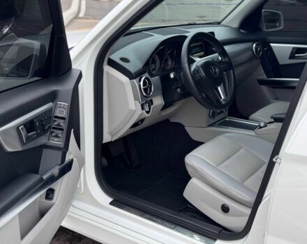 Белый Мерседес ГЛК-Класс, объемом двигателя 3.5 л и пробегом 227 тыс. км за 14650 $, фото 16 на Automoto.ua