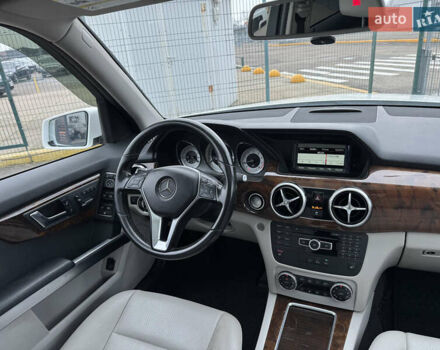 Белый Мерседес ГЛК-Класс, объемом двигателя 3.5 л и пробегом 251 тыс. км за 13990 $, фото 32 на Automoto.ua