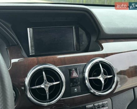 Белый Мерседес ГЛК-Класс, объемом двигателя 2.14 л и пробегом 170 тыс. км за 15500 $, фото 64 на Automoto.ua