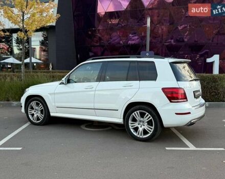 Мерседес ГЛК-Класс 2014 в Киеве на Automoto.ua Белый Мерседес ГЛК-Класс, объемом двигателя 2.14 л и пробегом 268 тыс. км за 20490 $, фото 3 на Automoto.ua