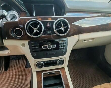 Белый Мерседес ГЛК-Класс, объемом двигателя 0 л и пробегом 79 тыс. км за 12300 $, фото 4 на Automoto.ua