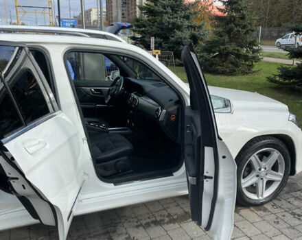 Мерседес ГЛК-Класс 2015 в Львове на Automoto.ua Белый Мерседес ГЛК-Класс, объемом двигателя 2.14 л и пробегом 137 тыс. км за 34000 $, фото 1 на Automoto.ua