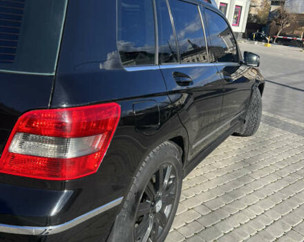 Мерседес ГЛК-Класс 2010 в Коломые на Automoto.ua Черный Мерседес ГЛК-Класс, объемом двигателя 2.14 л и пробегом 261 тыс. км за 11800 $, фото 7 на Automoto.ua