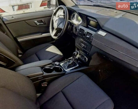 Чорний Мерседес ГЛК-Клас, об'ємом двигуна 2.14 л та пробігом 326 тис. км за 14600 $, фото 5 на Automoto.ua