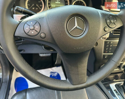 Черный Мерседес ГЛК-Класс, объемом двигателя 2.14 л и пробегом 280 тыс. км за 12650 $, фото 114 на Automoto.ua