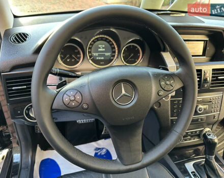 Черный Мерседес ГЛК-Класс, объемом двигателя 2.14 л и пробегом 280 тыс. км за 12650 $, фото 113 на Automoto.ua