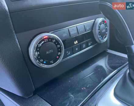 Черный Мерседес ГЛК-Класс, объемом двигателя 2.2 л и пробегом 265 тыс. км за 14700 $, фото 45 на Automoto.ua