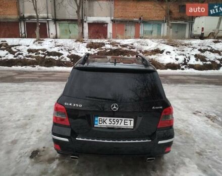 Мерседес ГЛК-Класс 2011 в Ровно на Automoto.ua Черный Мерседес ГЛК-Класс, объемом двигателя 3.5 л и пробегом 130 тыс. км за 14700 $, фото 4 на Automoto.ua