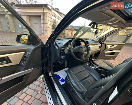 Черный Мерседес ГЛК-Класс, объемом двигателя 2.14 л и пробегом 280 тыс. км за 12650 $, фото 131 на Automoto.ua