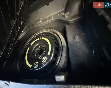 Черный Мерседес ГЛК-Класс, объемом двигателя 2.14 л и пробегом 280 тыс. км за 12650 $, фото 184 на Automoto.ua