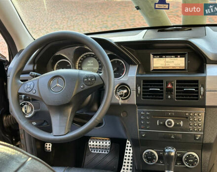 Черный Мерседес ГЛК-Класс, объемом двигателя 2.14 л и пробегом 280 тыс. км за 12650 $, фото 133 на Automoto.ua