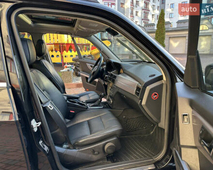 Черный Мерседес ГЛК-Класс, объемом двигателя 2.14 л и пробегом 280 тыс. км за 12650 $, фото 139 на Automoto.ua