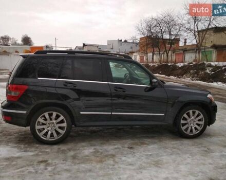 Мерседес ГЛК-Класс 2011 в Ровно на Automoto.ua Черный Мерседес ГЛК-Класс, объемом двигателя 3.5 л и пробегом 130 тыс. км за 14700 $, фото 2 на Automoto.ua