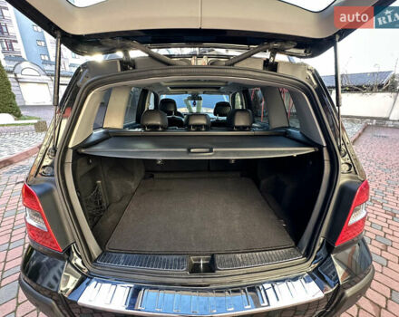 Черный Мерседес ГЛК-Класс, объемом двигателя 2.14 л и пробегом 280 тыс. км за 12650 $, фото 179 на Automoto.ua