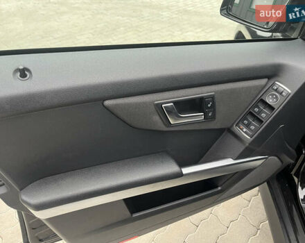 Черный Мерседес ГЛК-Класс, объемом двигателя 2.14 л и пробегом 211 тыс. км за 13900 $, фото 15 на Automoto.ua