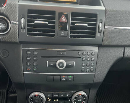 Черный Мерседес ГЛК-Класс, объемом двигателя 2.14 л и пробегом 211 тыс. км за 13900 $, фото 13 на Automoto.ua