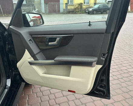 Черный Мерседес ГЛК-Класс, объемом двигателя 2.14 л и пробегом 347 тыс. км за 14700 $, фото 28 на Automoto.ua