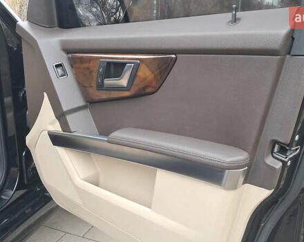 Черный Мерседес ГЛК-Класс, объемом двигателя 3.5 л и пробегом 179 тыс. км за 16800 $, фото 27 на Automoto.ua