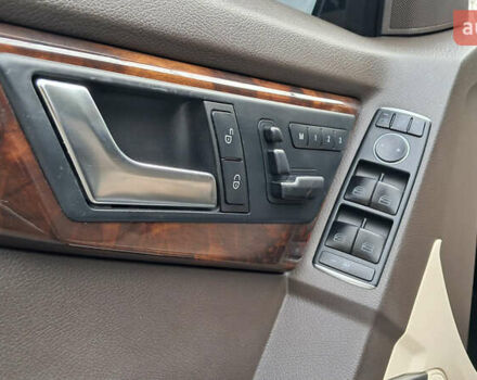 Черный Мерседес ГЛК-Класс, объемом двигателя 3.5 л и пробегом 179 тыс. км за 16800 $, фото 10 на Automoto.ua