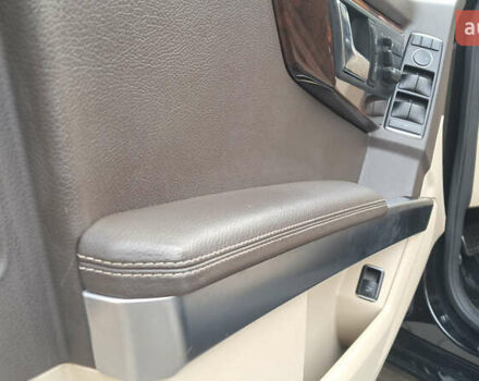 Черный Мерседес ГЛК-Класс, объемом двигателя 3.5 л и пробегом 179 тыс. км за 16800 $, фото 11 на Automoto.ua