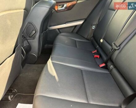 Красный Мерседес ГЛК-Класс, объемом двигателя 3.5 л и пробегом 224 тыс. км за 13999 $, фото 9 на Automoto.ua