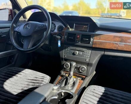Червоний Мерседес ГЛК-Клас, об'ємом двигуна 3.5 л та пробігом 244 тис. км за 13999 $, фото 12 на Automoto.ua