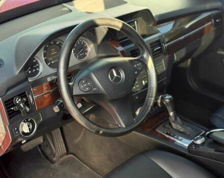 Красный Мерседес ГЛК-Класс, объемом двигателя 3.5 л и пробегом 224 тыс. км за 13999 $, фото 7 на Automoto.ua