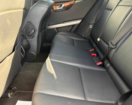 Красный Мерседес ГЛК-Класс, объемом двигателя 3.5 л и пробегом 224 тыс. км за 13999 $, фото 9 на Automoto.ua